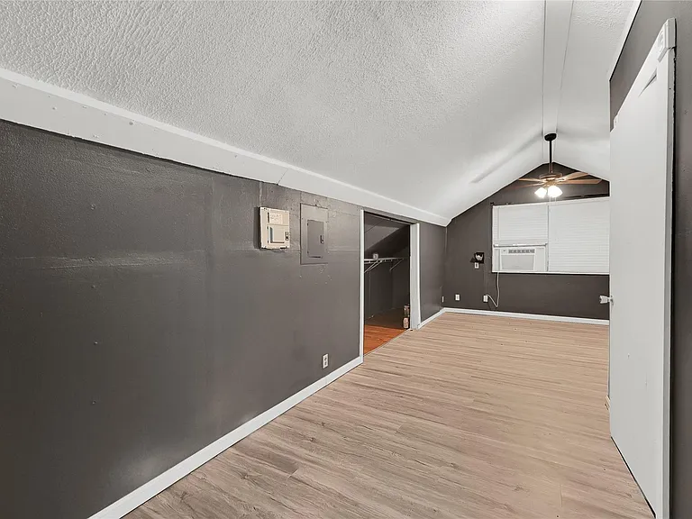310 N Rockisland St #1 — Photo 9