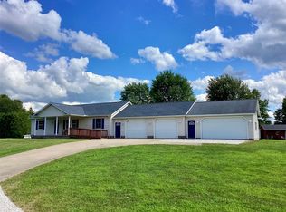 10358 Lakeview Ln, Girard, PA 16417