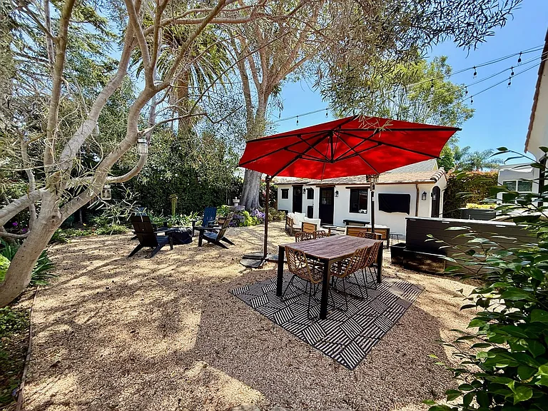 1622 Villa Ave — Photo 14