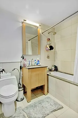 Rented by City Connections Realty | media 15