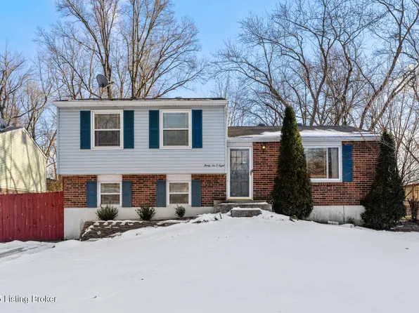 3608 Kiki Ct, Louisville, KY 40219