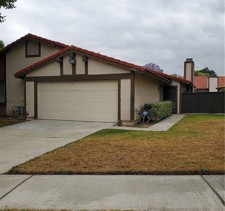 1st image of 1809 N Solano Ave #27