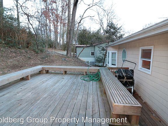 2nd image of 3917 Wexford Dr