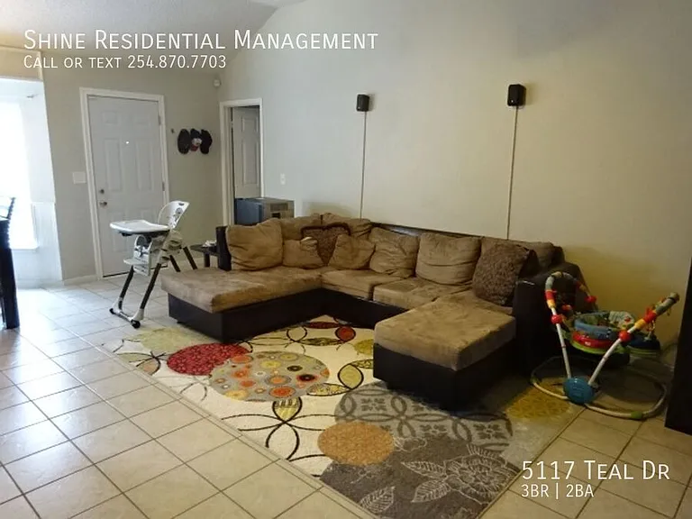 5117 Teal Dr — Photo 2