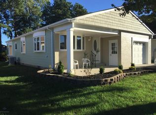 15 Chesterfield Ct, Toms River, NJ 08757