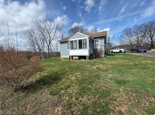 48750 Bloomfield Rd, East Liverpool, OH 43920