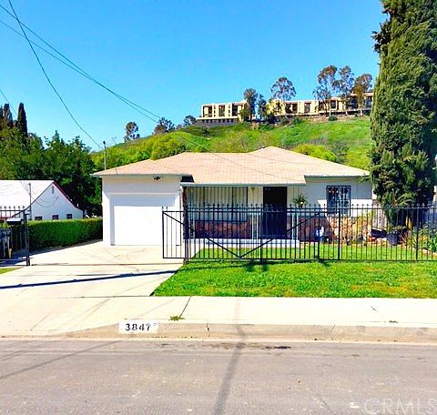 1st image of 3847 Harriman Ave