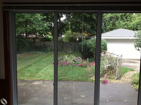 4th image of 1301 Wrenwood Dr