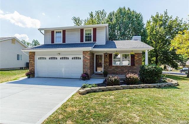 1st image of 2752 Sand Springs Dr