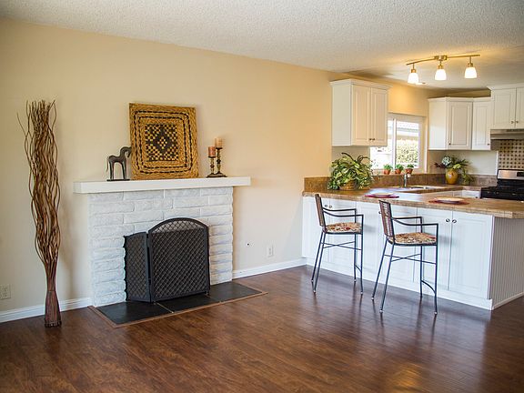 3rd image of 1026 La Sombra Dr