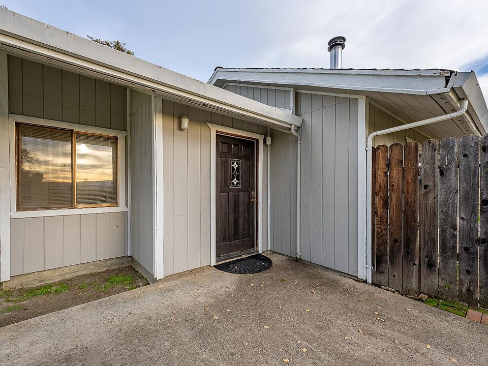 1st image of 3425 N Black Bart Trail