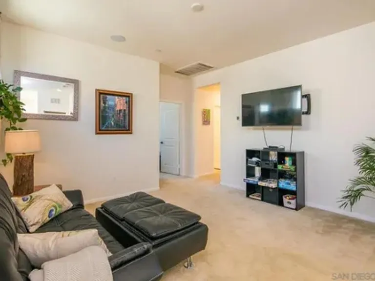 628 Gemstone Dr — Photo 25