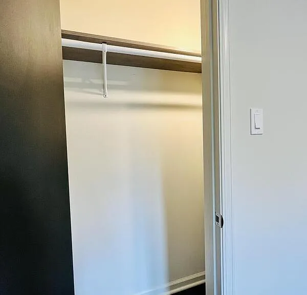 1371 S California Ave #2F — Photo 17