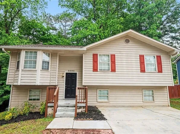 2292 Wilkins Cv, Decatur, GA 30035