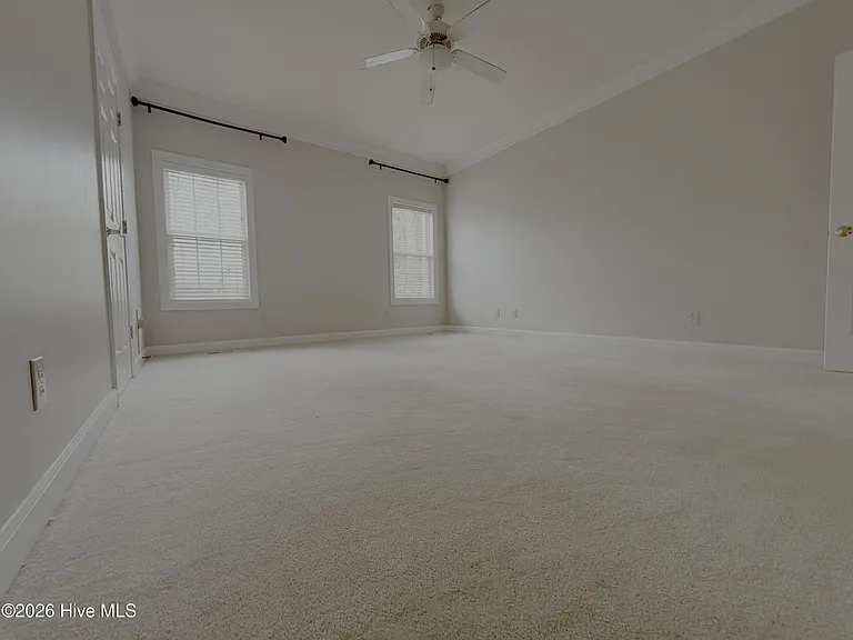 258 Juniper Creek Blvd — Photo 20