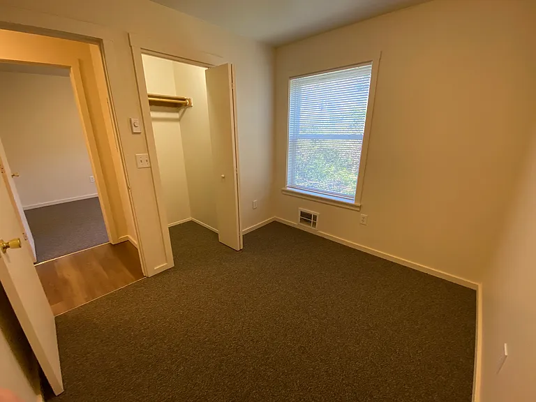633 Burnett Ave S #T-302 — Photo 14