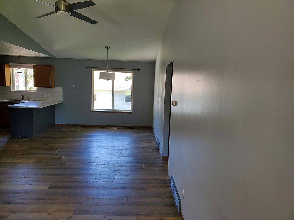 7728 Deer Track Run, Hudsonville, MI 49426 Zillow