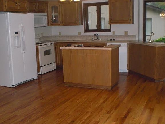 4th image of 19921 118th St SE