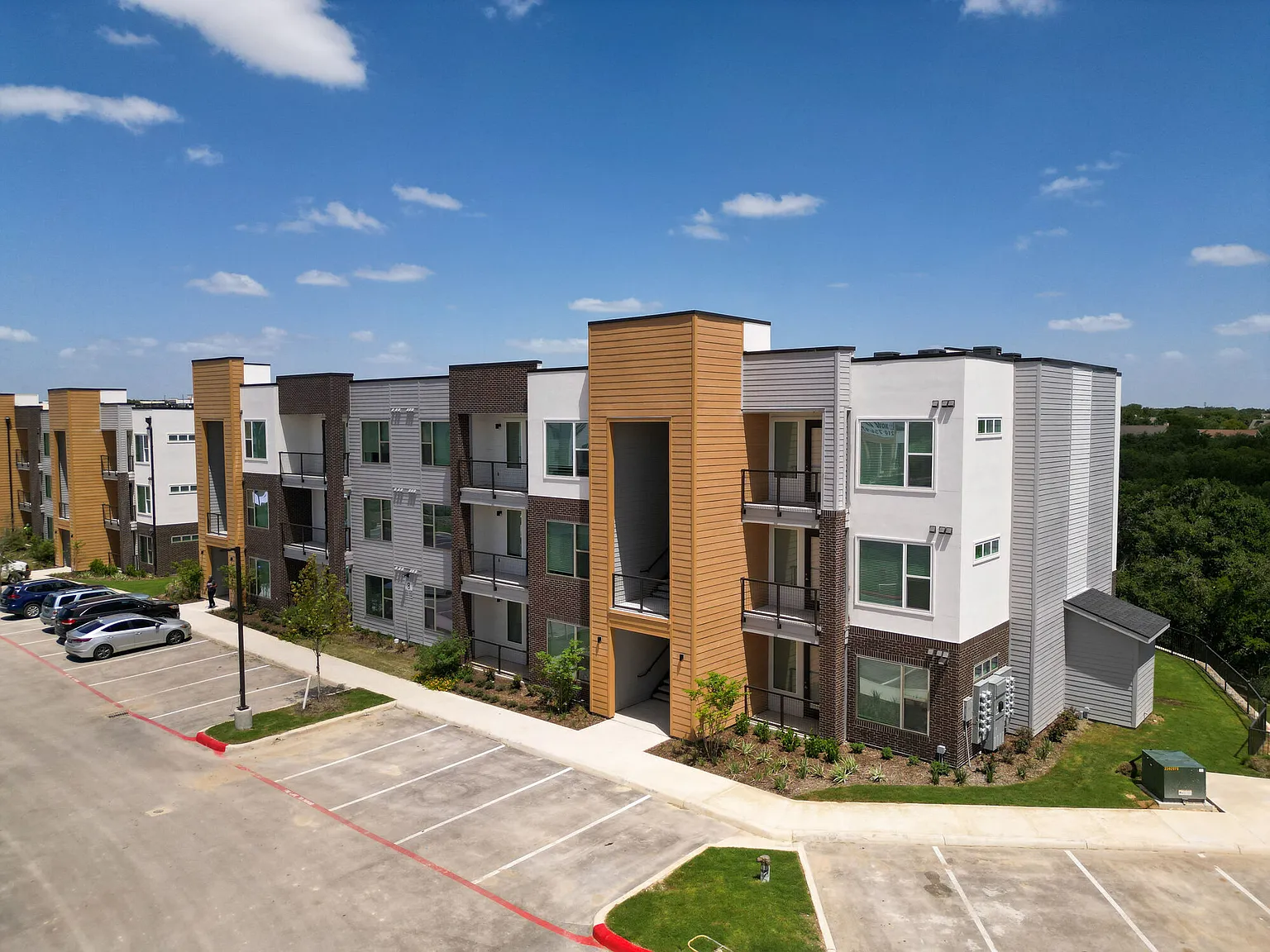 Potranco Commons — Photo 4