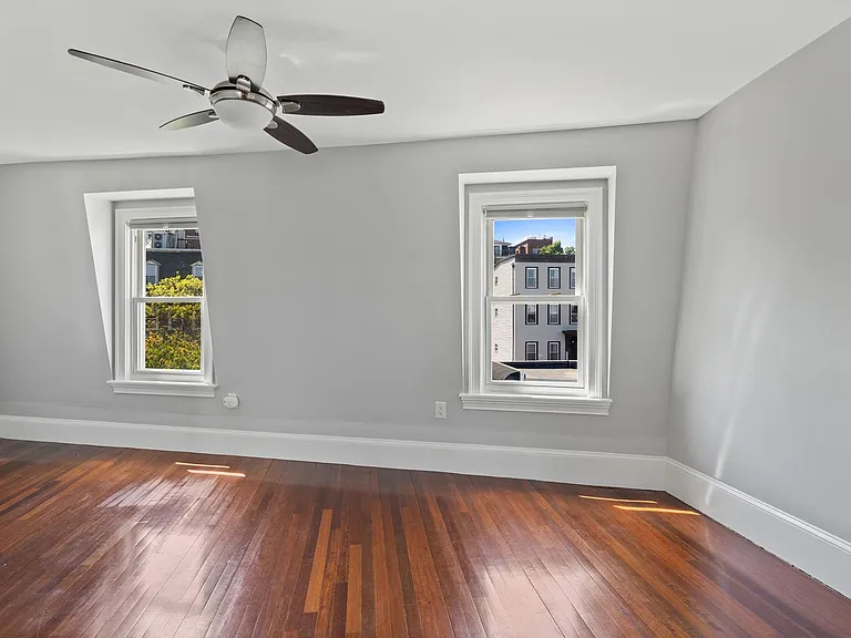 24 Emerson St #3 — Photo 14