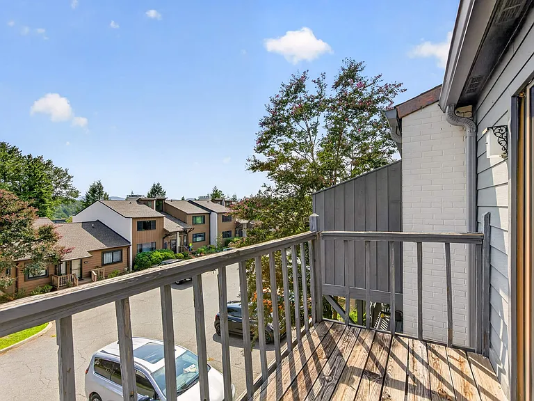 225 Harvest Dr — Photo 25