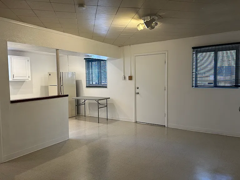 3607 Hannett Ave NE #B — Photo 12