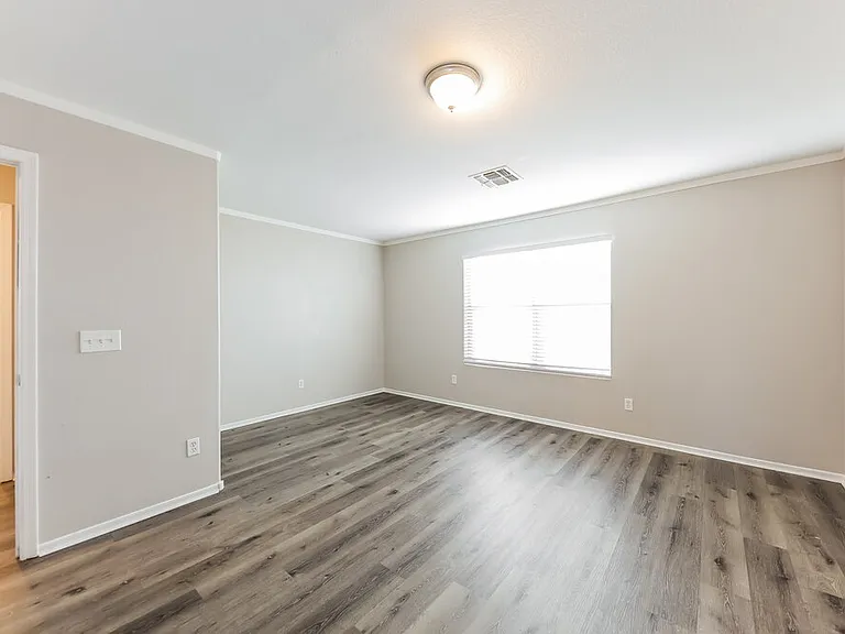 8027 W Mission Ln — Photo 14