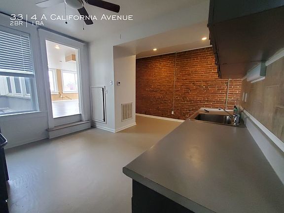 4th image of 3314A California Ave