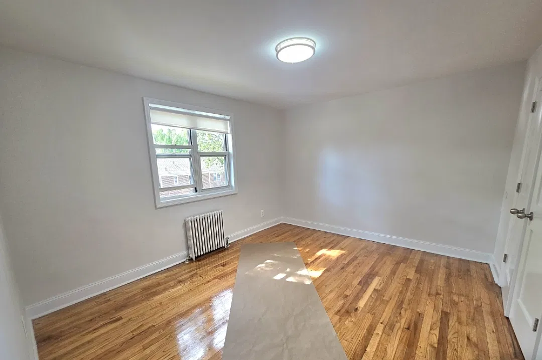 2 bed, 899 sqft, $2,695 — Photo 2