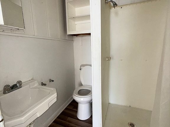 3rd image of 605 N 18th St