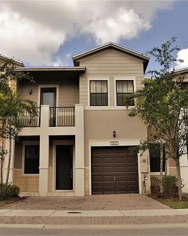 4 bed, 3.5 bath, 2328 sqft, $4,450 — Photo 1