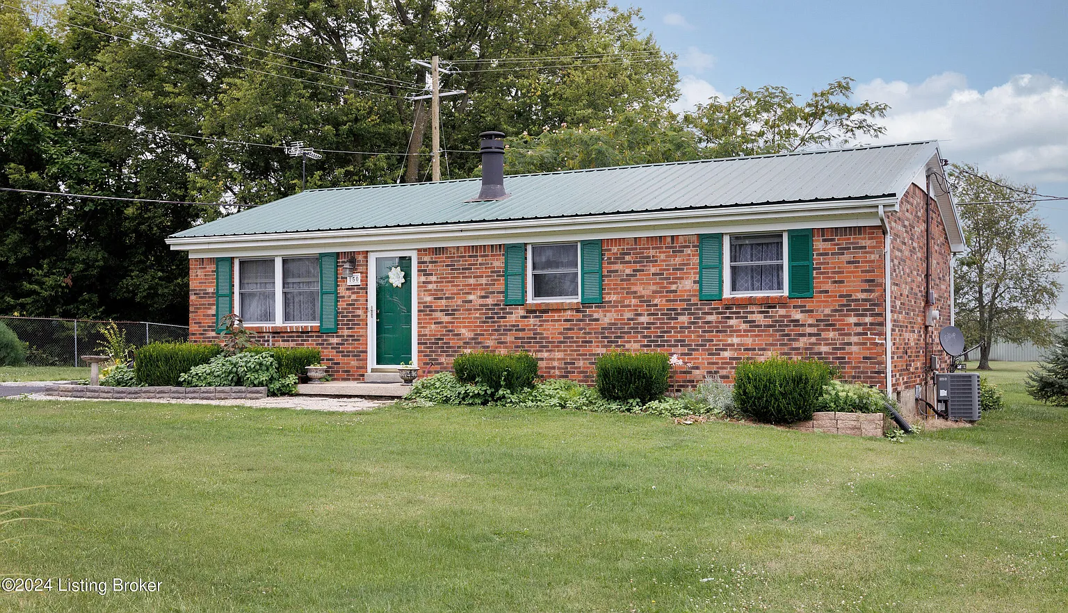 150 Zelcova Dr photo 1