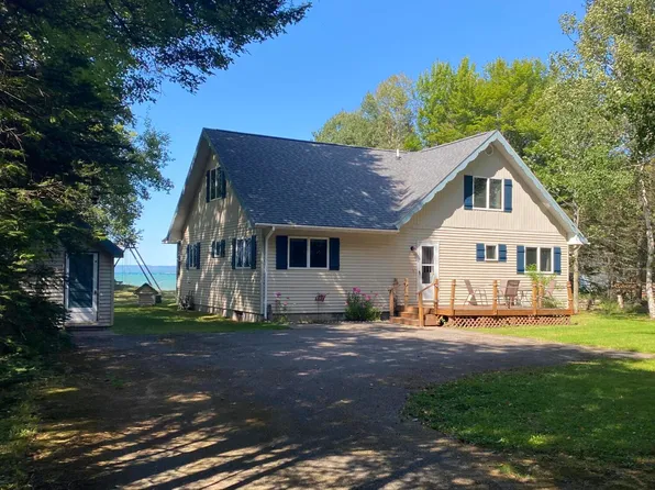 8552 W Milligan Rd, Brimley, MI 49715