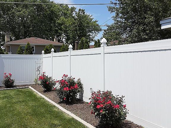 5th image of 10424 S Lacrosse Ave