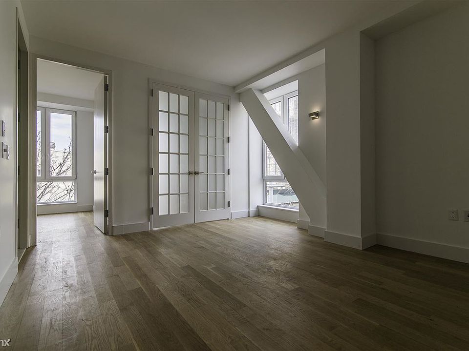 2 bed living rm