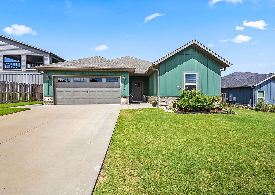 1st image of 2680 N Justin Dr