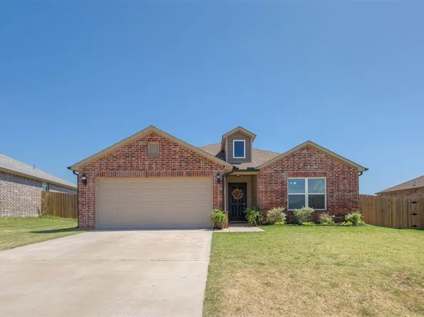 205 SE 5th St, Newcastle, OK 73065