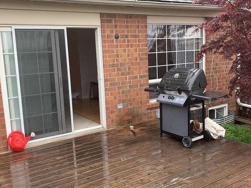 2nd image of 1168 McDowell Cres