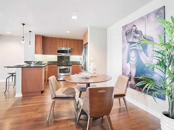 2nd image of 38 N Almaden Blvd Unit 1715