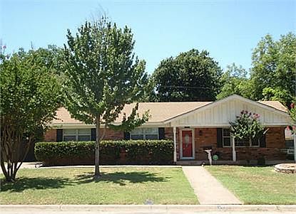 2nd image of 1205 Terrace Trl