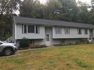 22 Lenny Ln #A, Hudson, NH 03051
