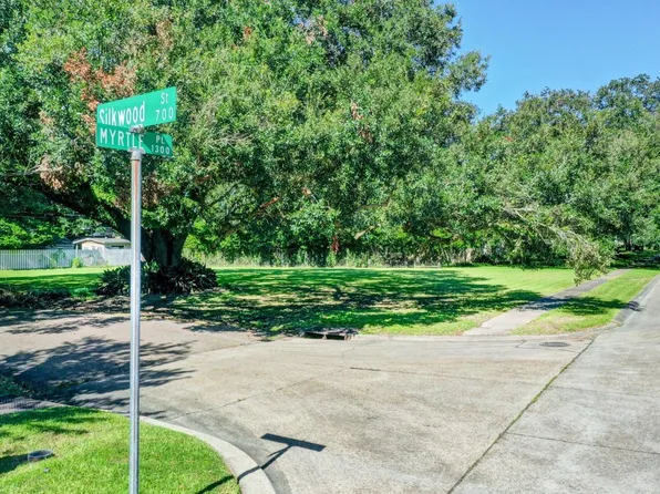 1401 Myrtle Pl, Lafayette, LA 70506