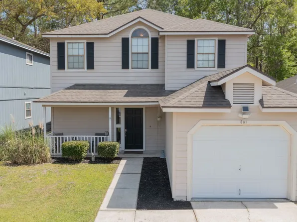 301 Millers Trace Dr, Saint Marys, GA 31558