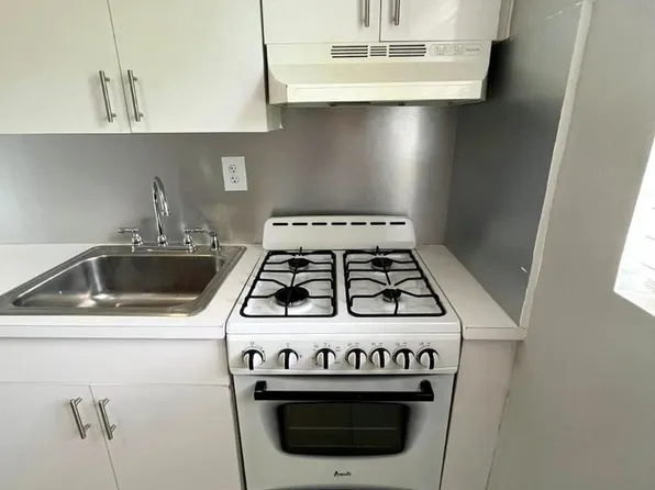 481 NW 30th St APT 7, Miami, FL 33127
