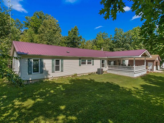 2nd image of 4561 Oak Glen Dr