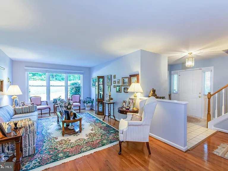 8035 Galla Knoll Cir — Photo 5