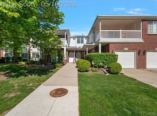 14575 Moravian Manor Cir, Sterling Heights, MI 48312