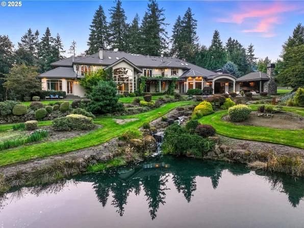 25698 SW Petes Mountain Rd, West Linn, OR 97068