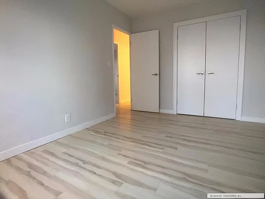 Rented by Sovereign Associates | media 7