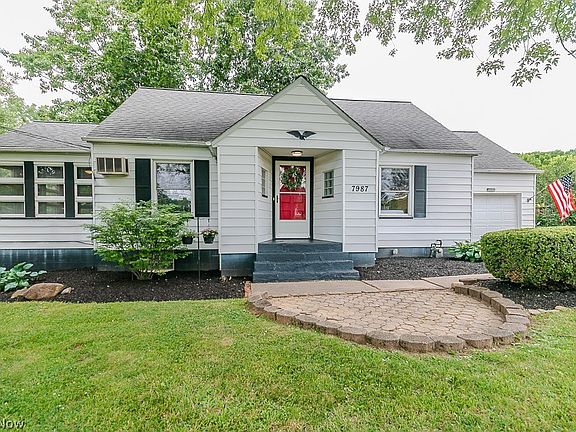 3rd image of 7987 Euclid Chardon Rd